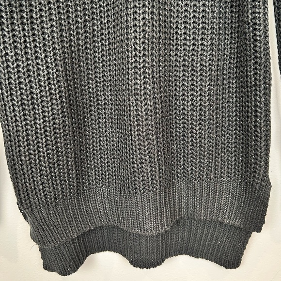 Zara Knit black long sleeve crewneck sweater, Med, metallic thread, relaxed fit - Picture 4 of 6